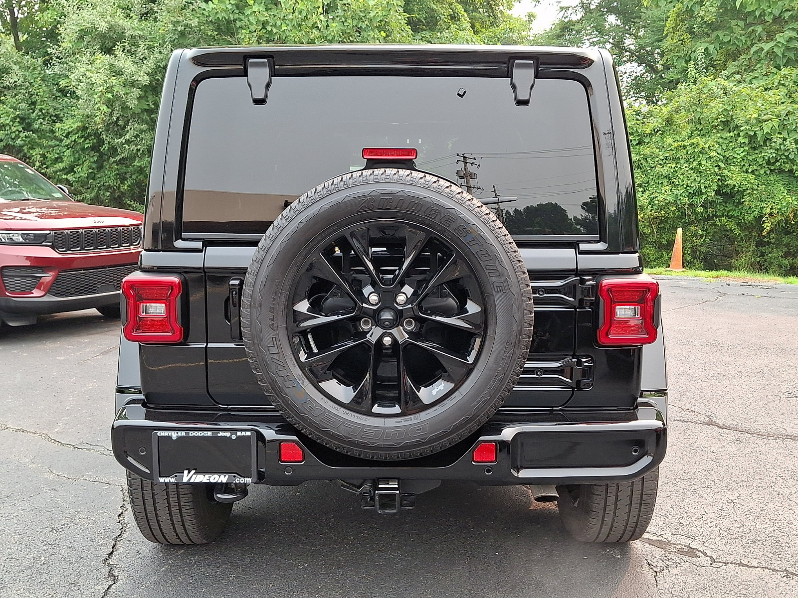 Certified 2021 Jeep Wrangler Unlimited Sahara AWD/4WD image 5