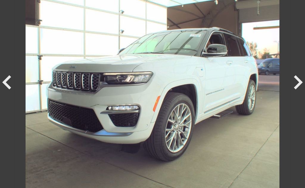 Used 2022 Jeep Grand Cherokee Summit image 7