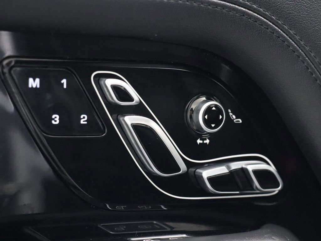Used 2019 Land Rover Range Rover Long Wheelbase Supercharged image 11