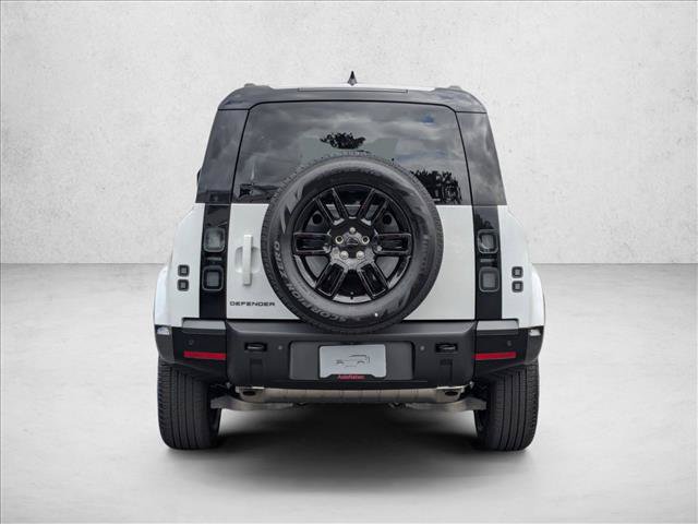 New 2026 Land Rover Defender 110 X-Dynamic SE AWD/4WD image 8
