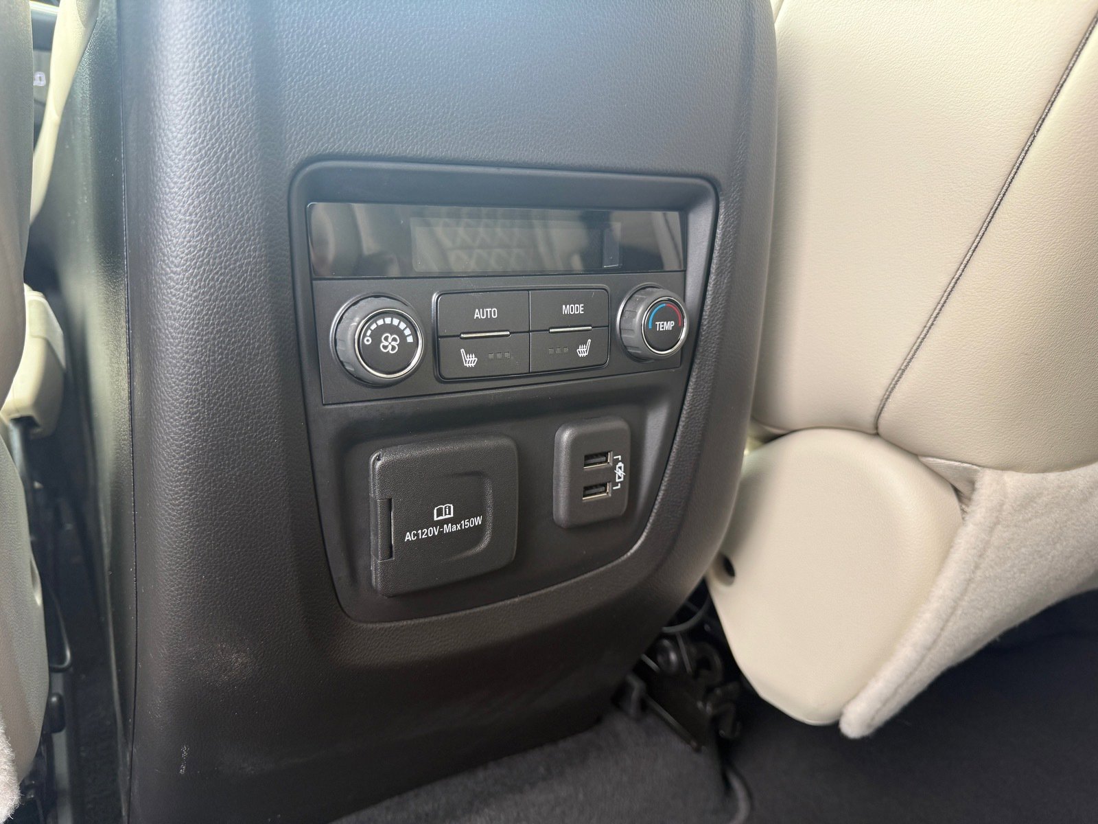 Used 2023 Buick Enclave Avenir w/ Trailering Package, 5000 lbs. FWD image 25