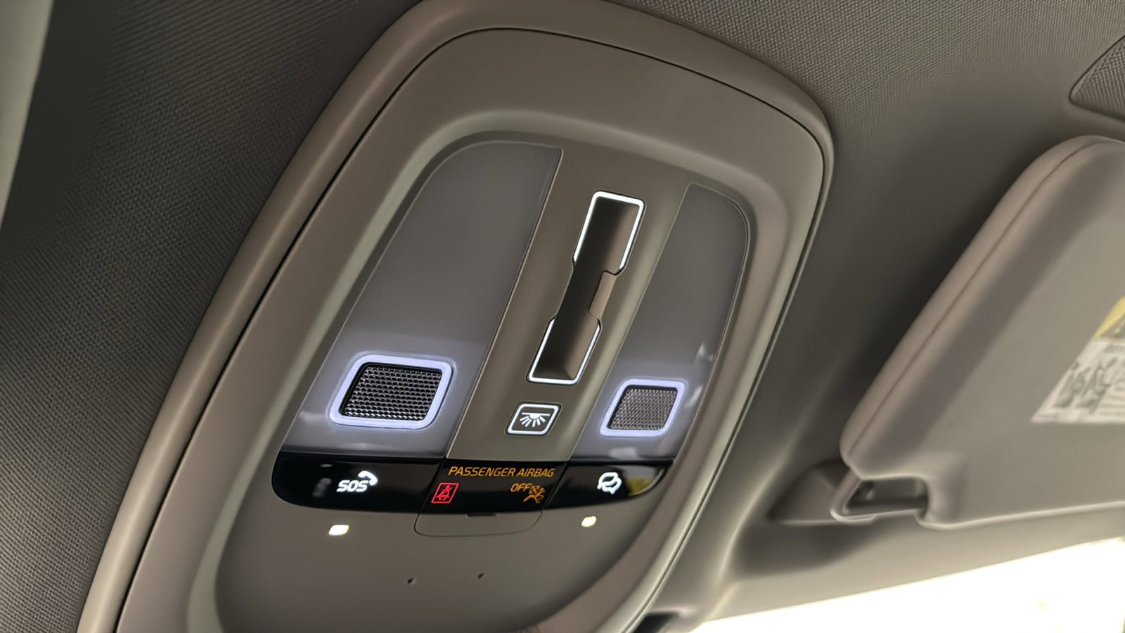 Used 2026 Volvo XC90 B6 Plus w/ Protection Package Premier image 20
