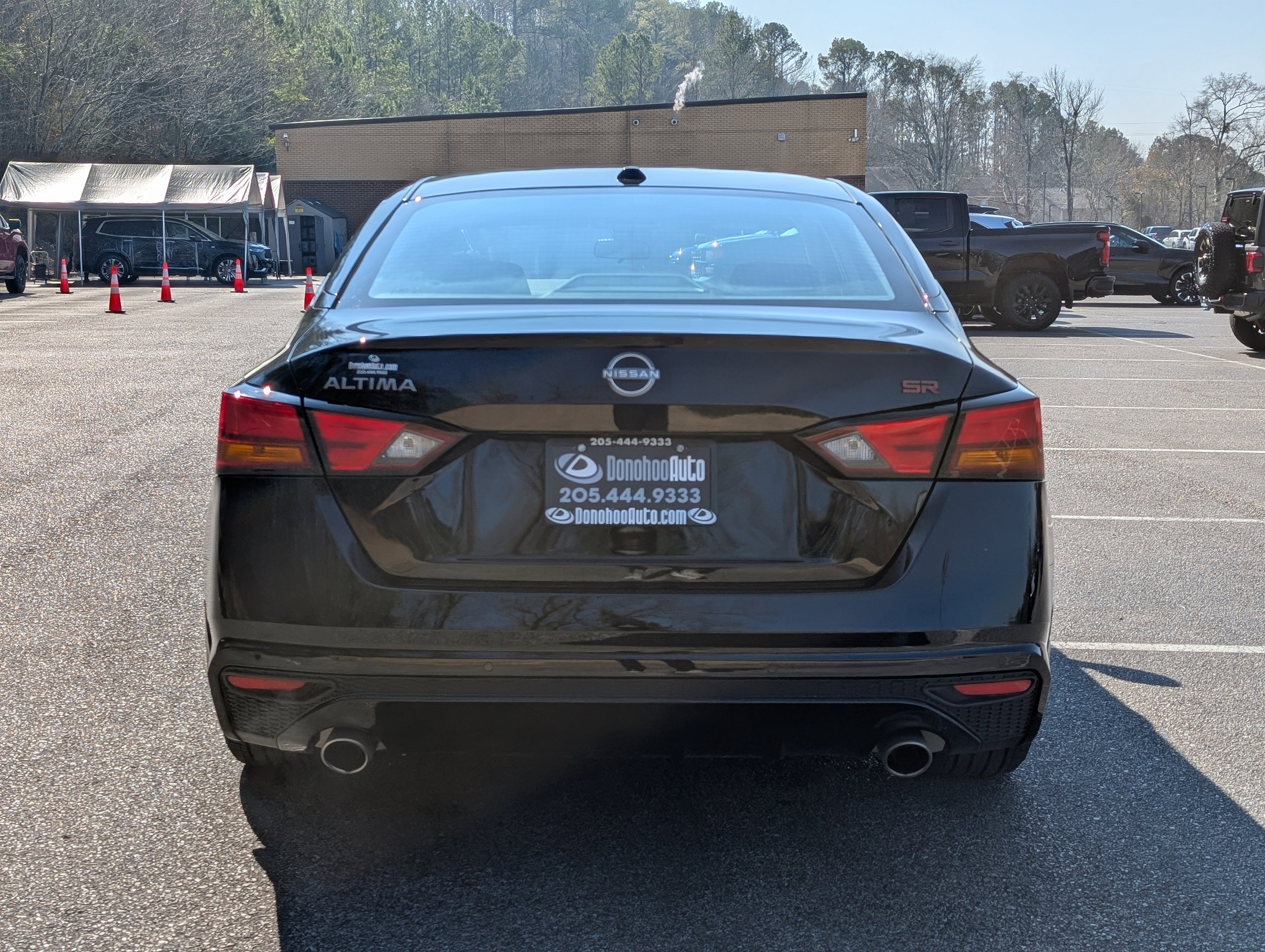 Used 2024 Nissan Altima 2.5 SR FWD image 8