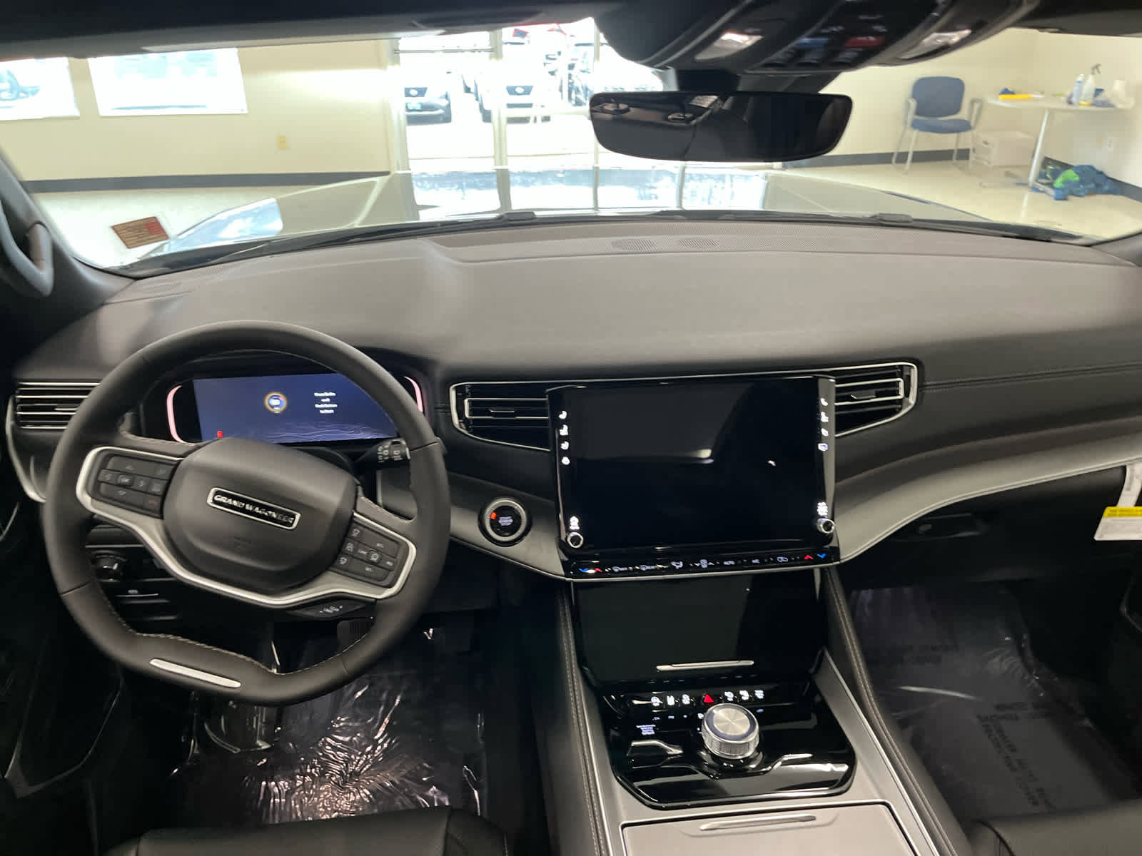 New 2026 Jeep Grand Wagoneer 4WD image 17