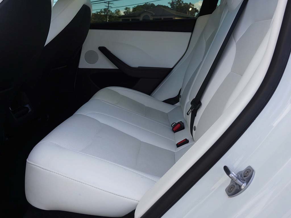Used 2025 Tesla Model 3 Long Range RWD image 31