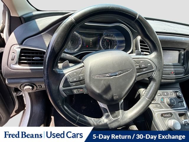 Used 2016 Chrysler 200 Limited FWD image 16