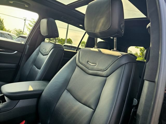Used 2021 Cadillac XT6 Premium Luxury AWD/4WD image 19