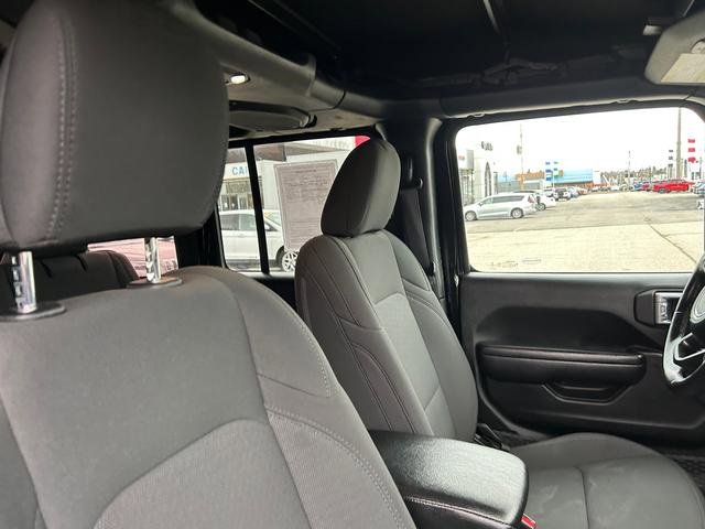 Used 2021 Jeep Wrangler Unlimited Sport image 32