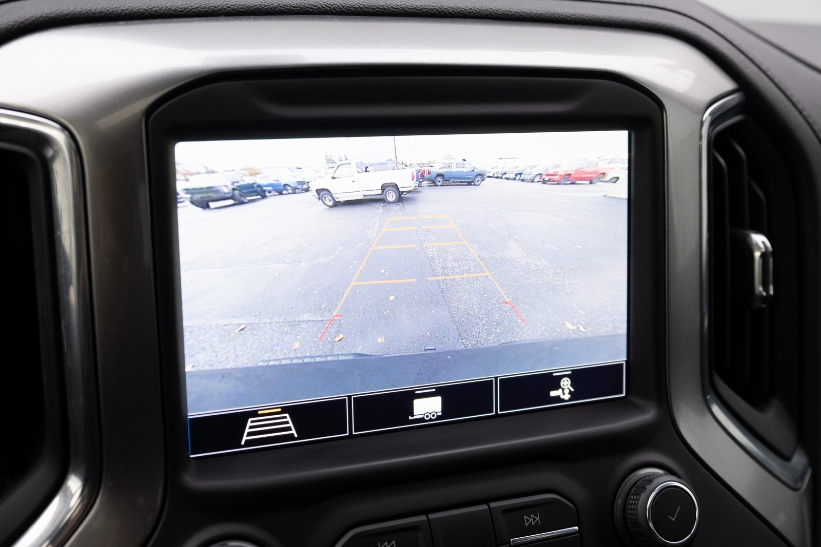 Used 2020 Chevrolet Silverado 1500 RST w/ All-Star Edition image 4