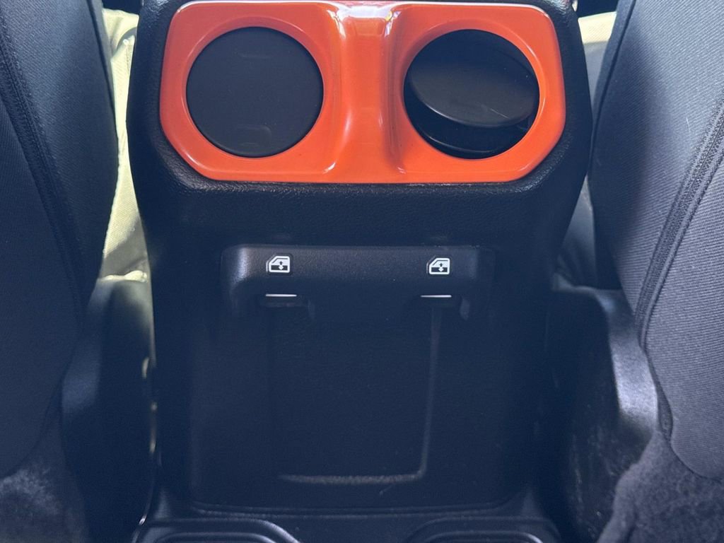 Used 2021 Jeep Wrangler Unlimited Sport image 17