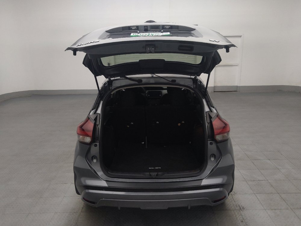 Used 2021 Nissan Kicks SV FWD image 29