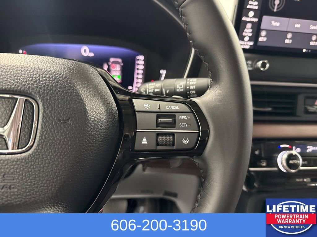 New 2026 Honda Pilot Touring image 19