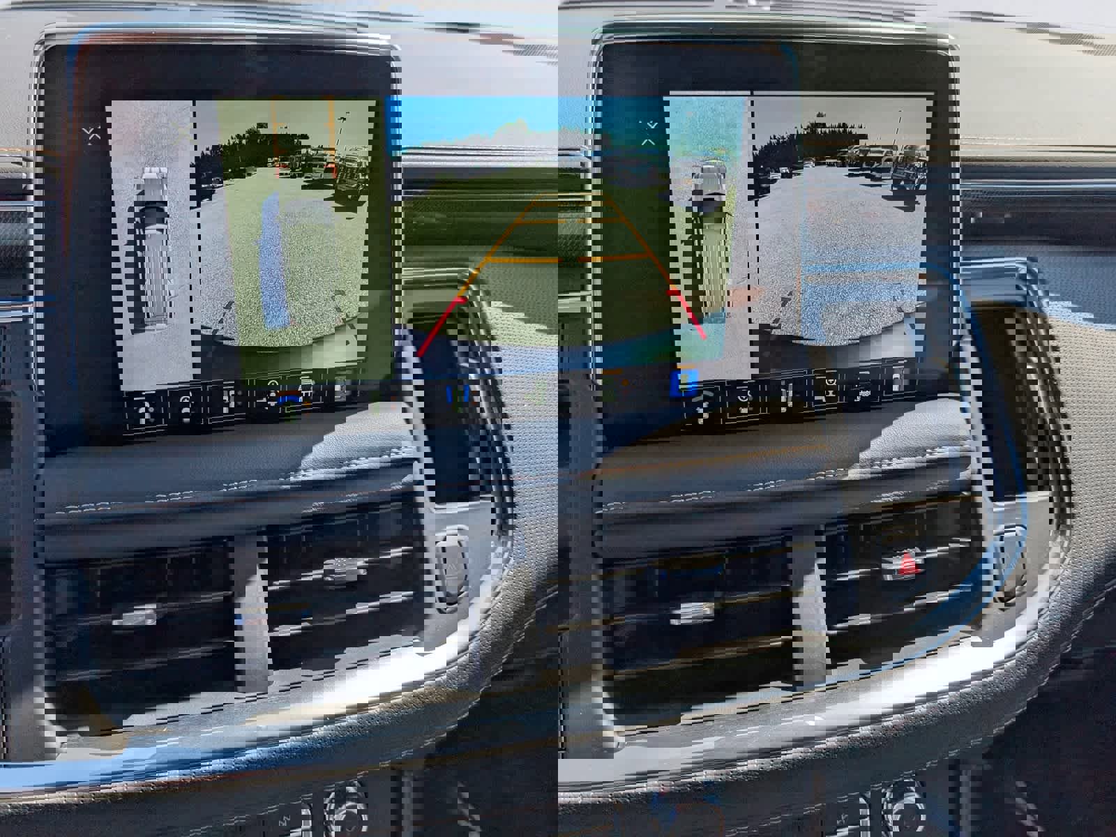 Certified 2024 GMC Yukon AT4 image 30