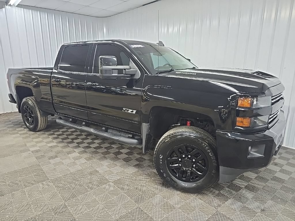 Used 2019 Chevrolet Silverado 2500 LTZ w/ Midnight Edition AWD/4WD image 7