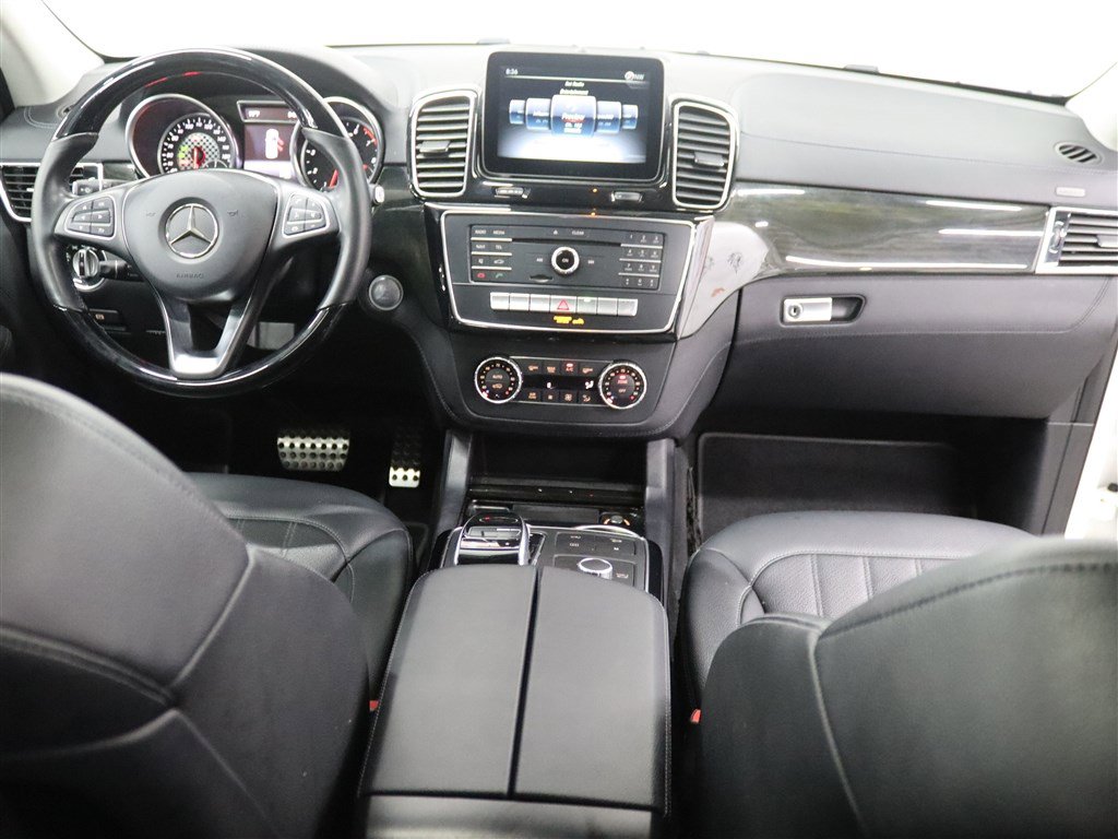 Used 2018 Mercedes-Benz GLE 43 AMG 4MATIC image 30