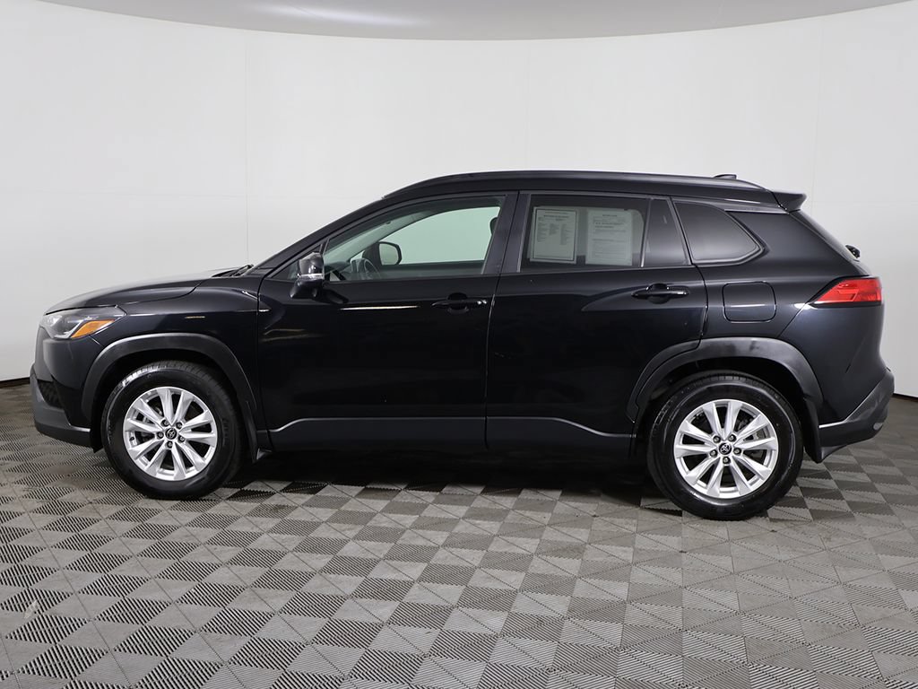 Used 2023 Toyota Corolla Cross LE FWD image 15