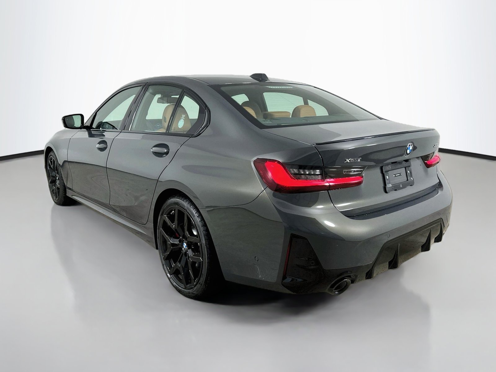 New 2026 BMW 330i xDrive Sedan w/ M Sport Package AWD/4WD image 7
