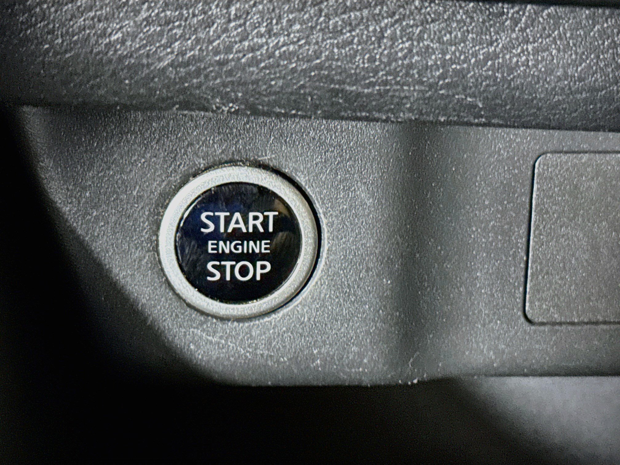 Used 2021 Nissan Rogue SV w/ Premium Package FWD image 21