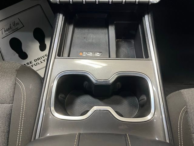 Used 2025 GMC Acadia Elevation image 18