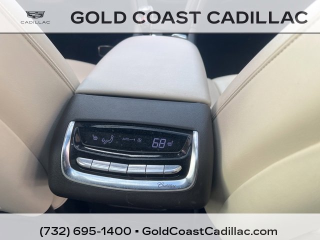 Used 2023 Cadillac XT6 Sport w/ Technology Package image 9