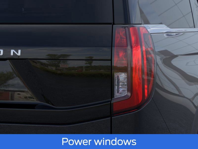 New 2025 Ford Expedition Active AWD/4WD image 27