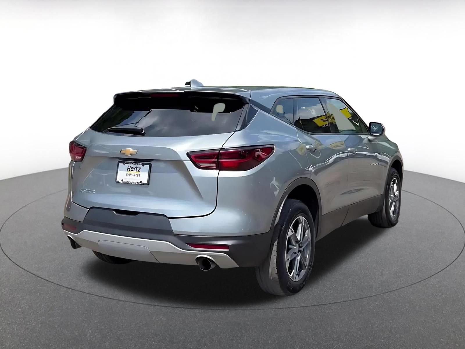 Used 2025 Chevrolet Blazer LT FWD image 14