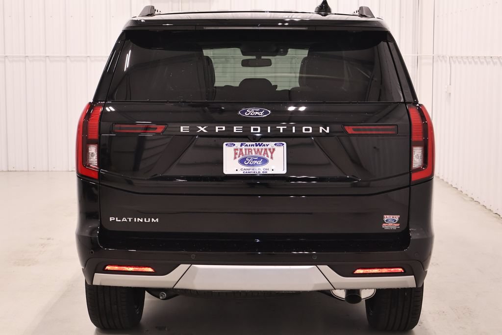 New 2026 Ford Expedition Platinum w/ Platinum Ultimate Package AWD/4WD image 8