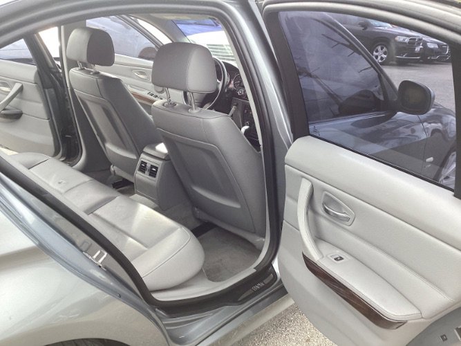Used 2011 BMW 328i xDrive Sedan image 6
