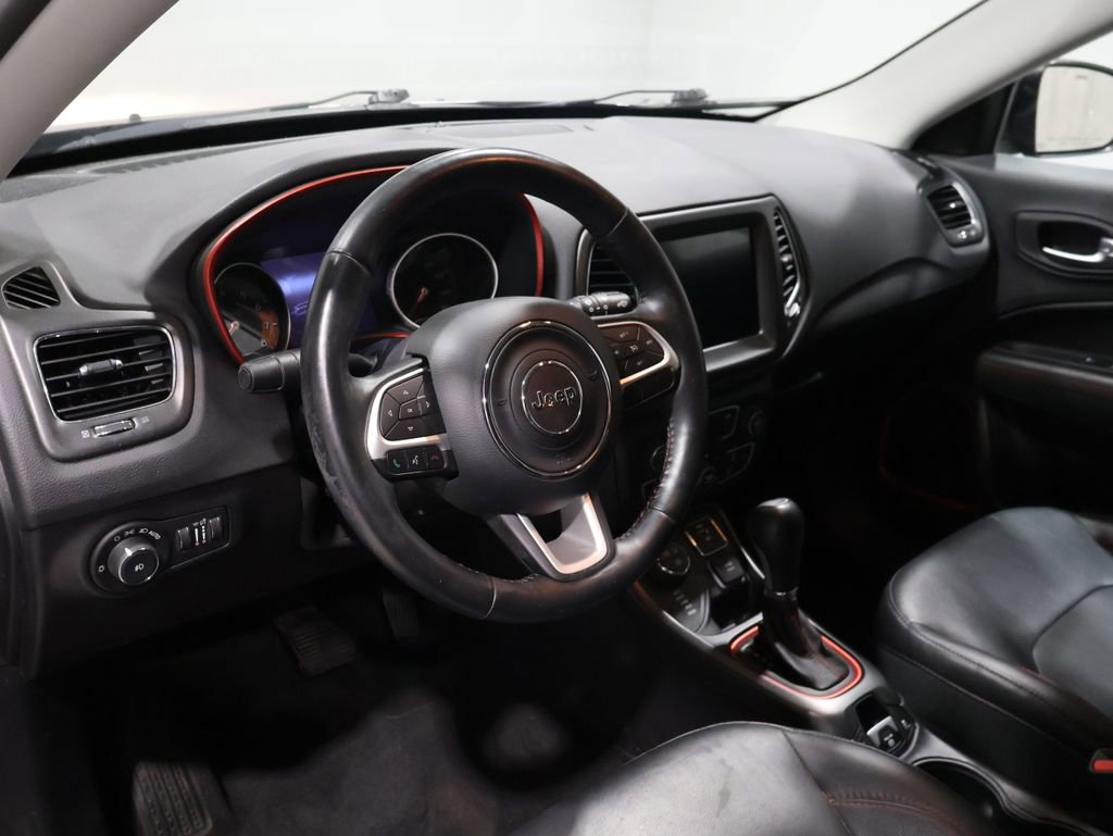 Used 2018 Jeep Compass Trailhawk w/ Leather Interior Group image 16