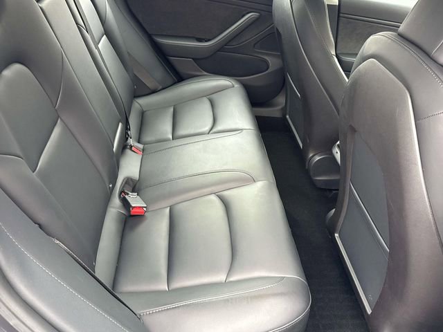 Used 2018 Tesla Model 3 Performance image 10