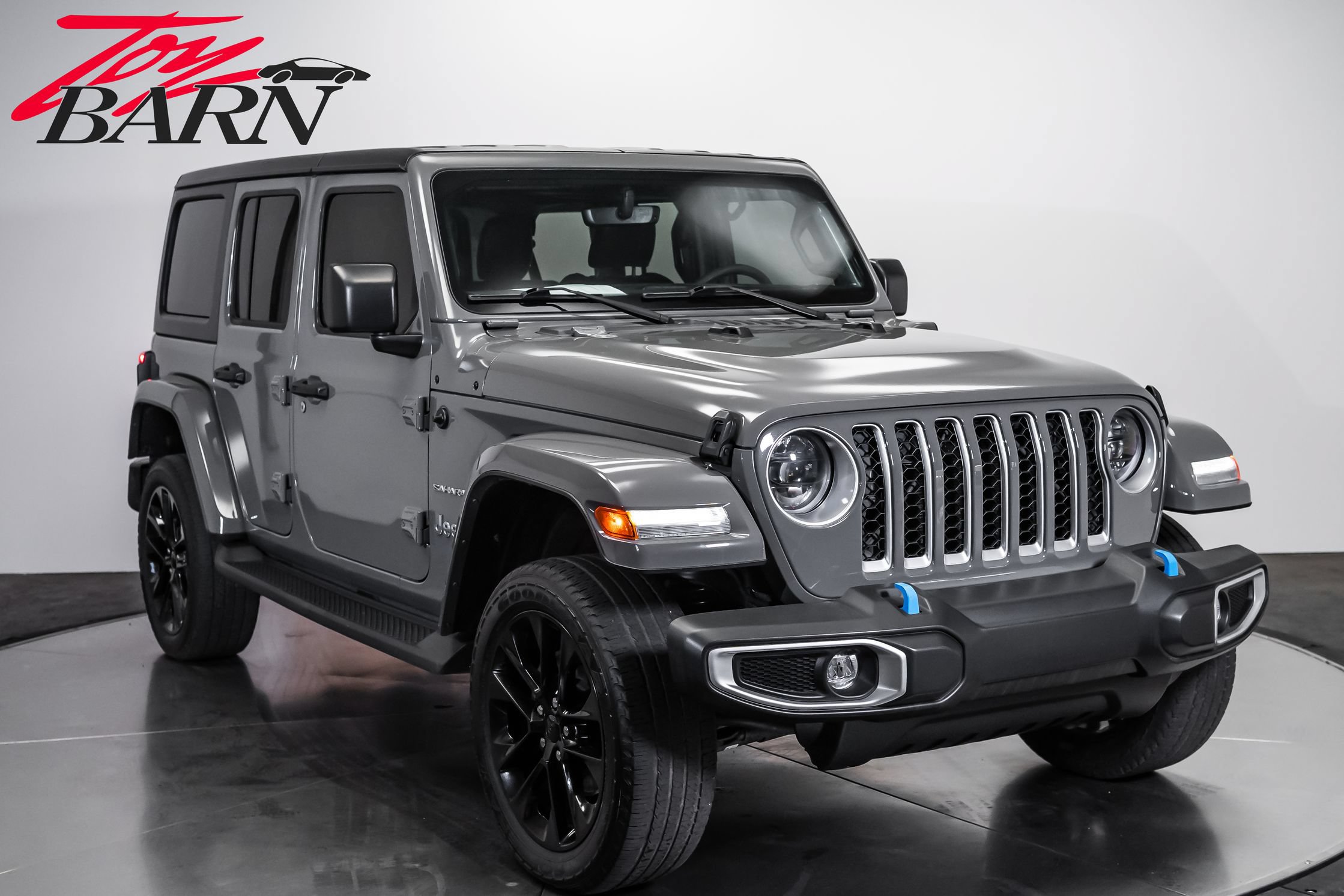 Used 2023 Jeep Wrangler Unlimited Sahara AWD/4WD image 7