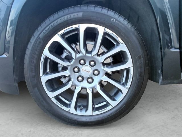 Used 2021 GMC Acadia Denali w/ Denali Technology Package FWD image 23