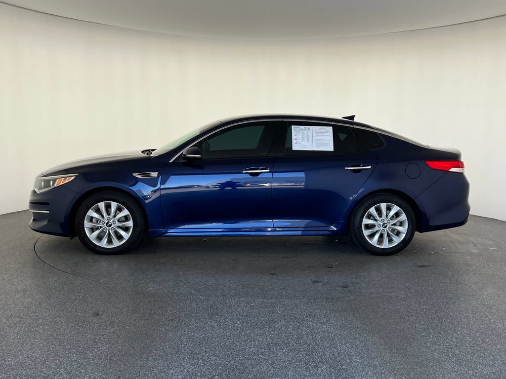 Used 2017 Kia Optima EX FWD image 9