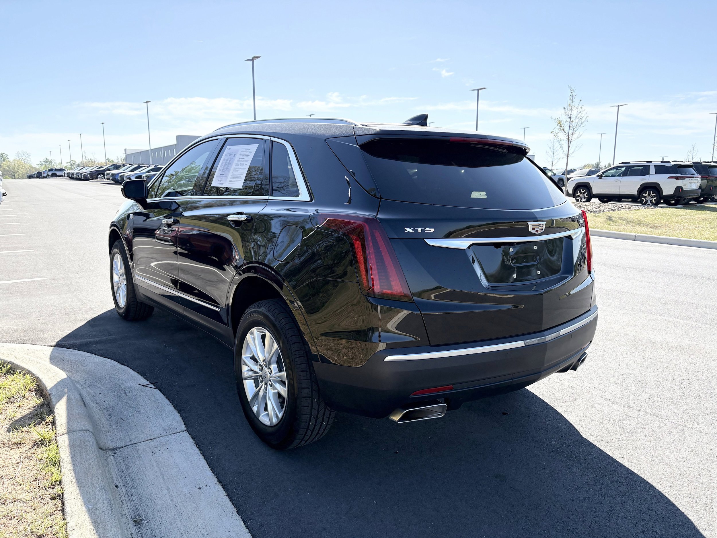 Used 2022 Cadillac XT5 Luxury FWD image 6