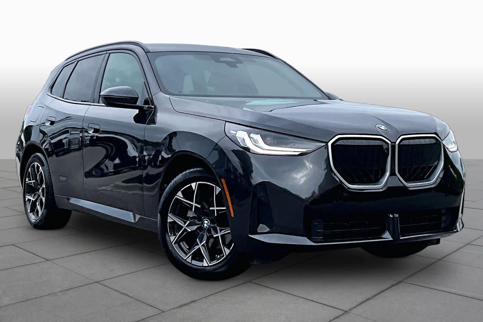 Used 2025 BMW X3 xDrive30i w/ Premium Package AWD/4WD image 2
