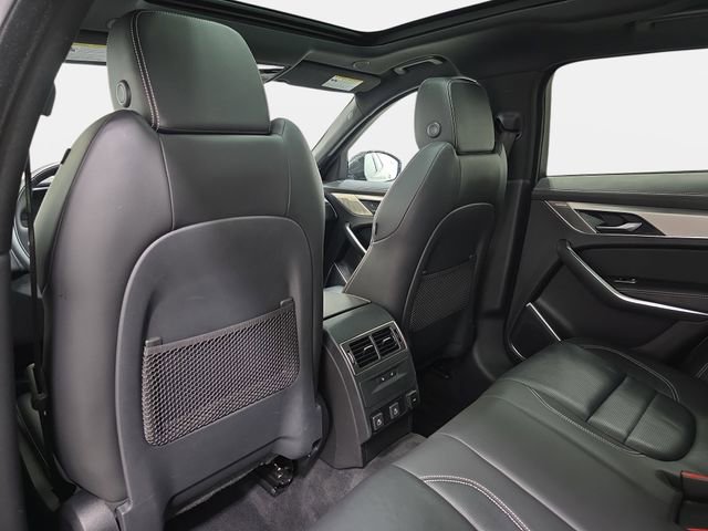 Used 2024 Jaguar F-PACE R-Dynamic S AWD/4WD image 12