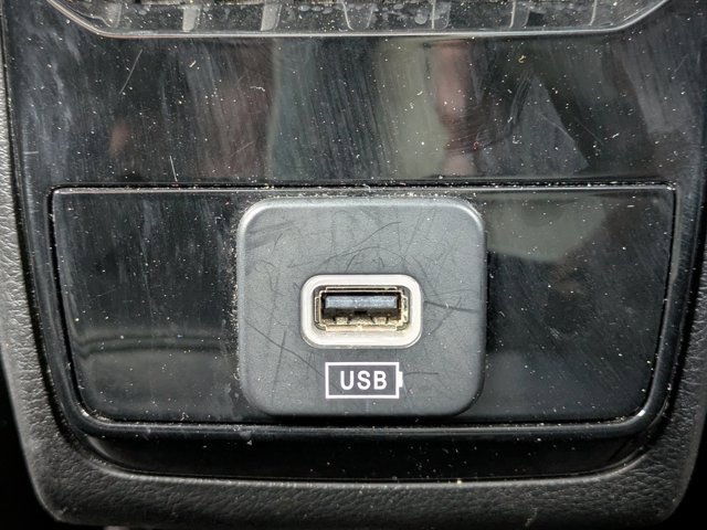 Used 2023 Jeep Compass Trailhawk image 16