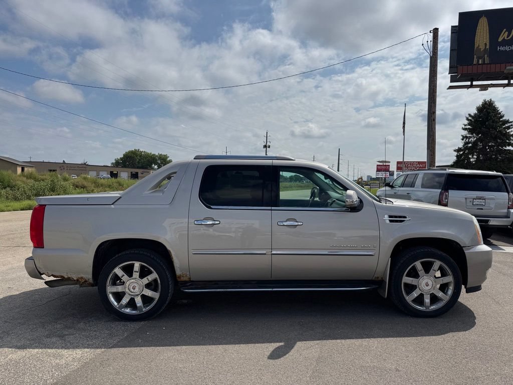 Used 2008 Cadillac Escalade EXT AWD/4WD image 37