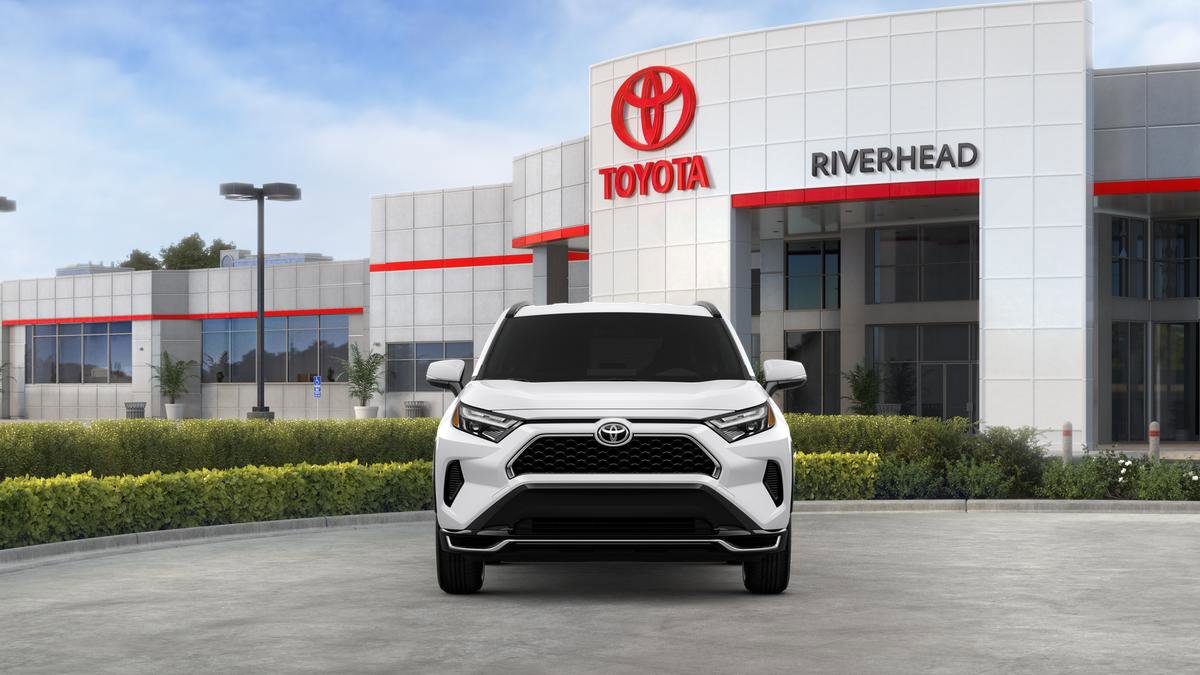 New 2025 Toyota RAV4 SE image 2