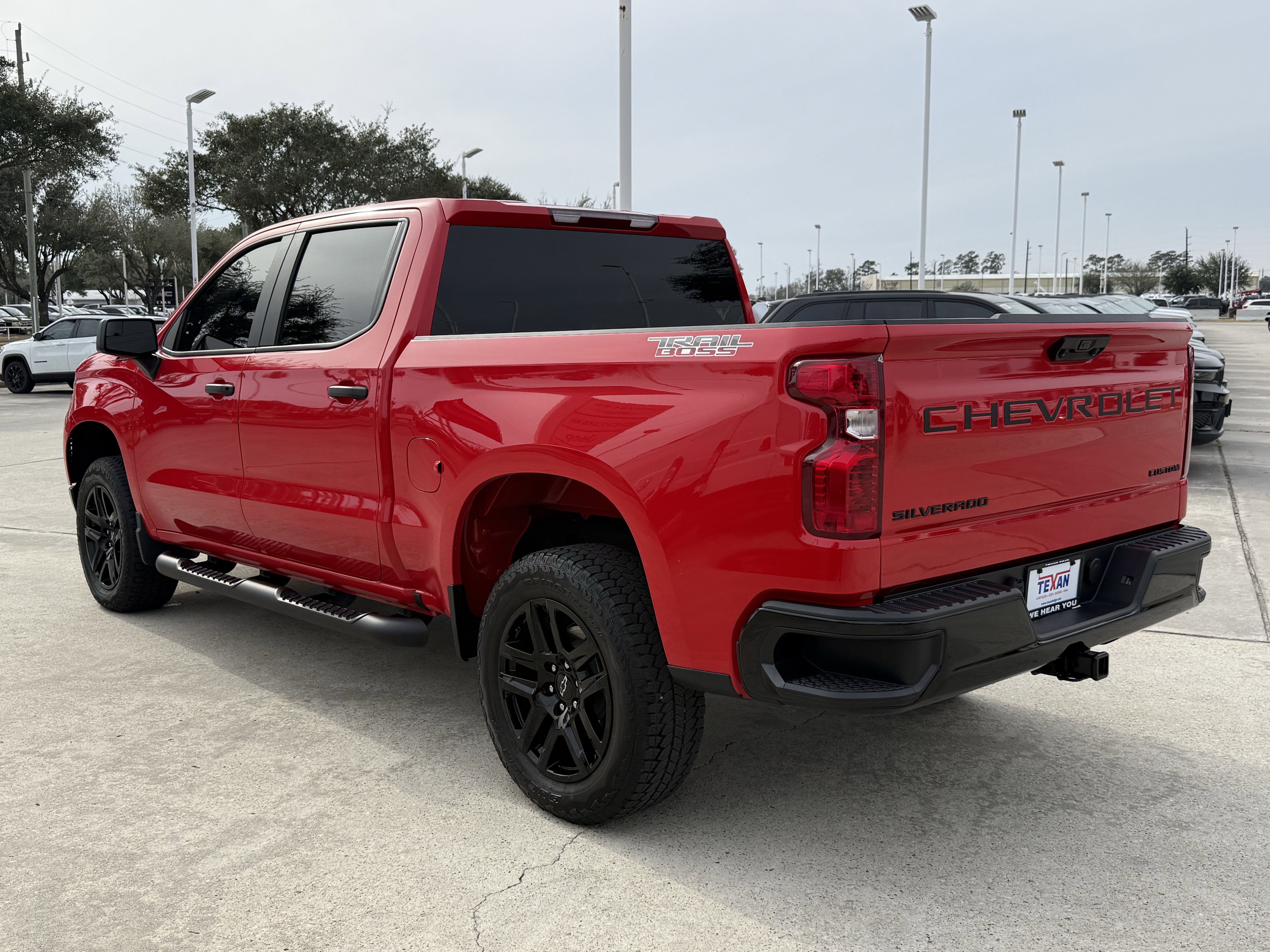 Used 2024 Chevrolet Silverado 1500 Custom Trail Boss w/ Turbomax Blackout Package image 7