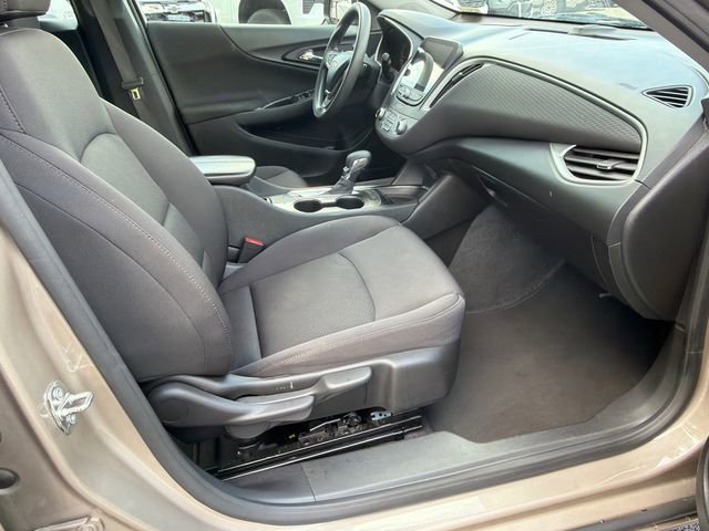 Used 2024 Chevrolet Malibu LT FWD image 13