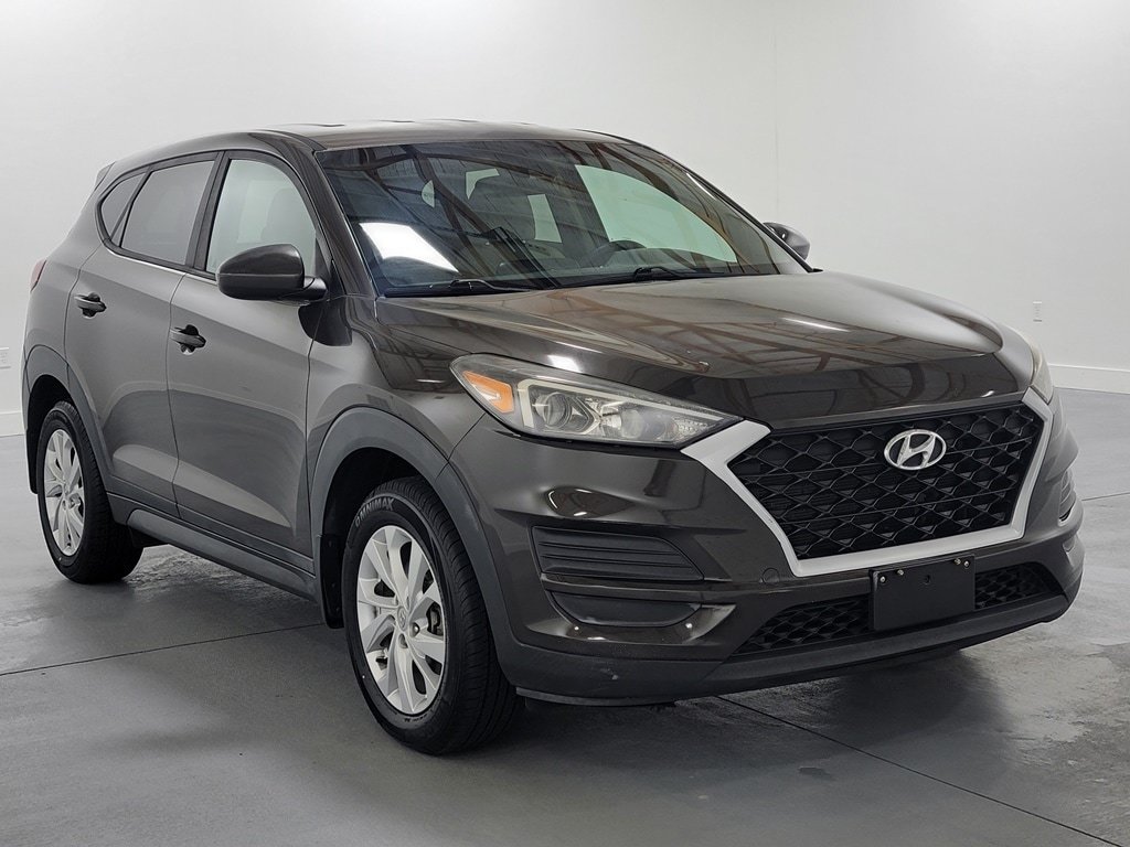 Used 2019 Hyundai Tucson SE FWD image 2