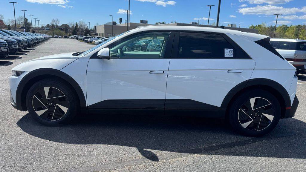 New 2026 Hyundai Ioniq 5 SEL AWD/4WD image 3