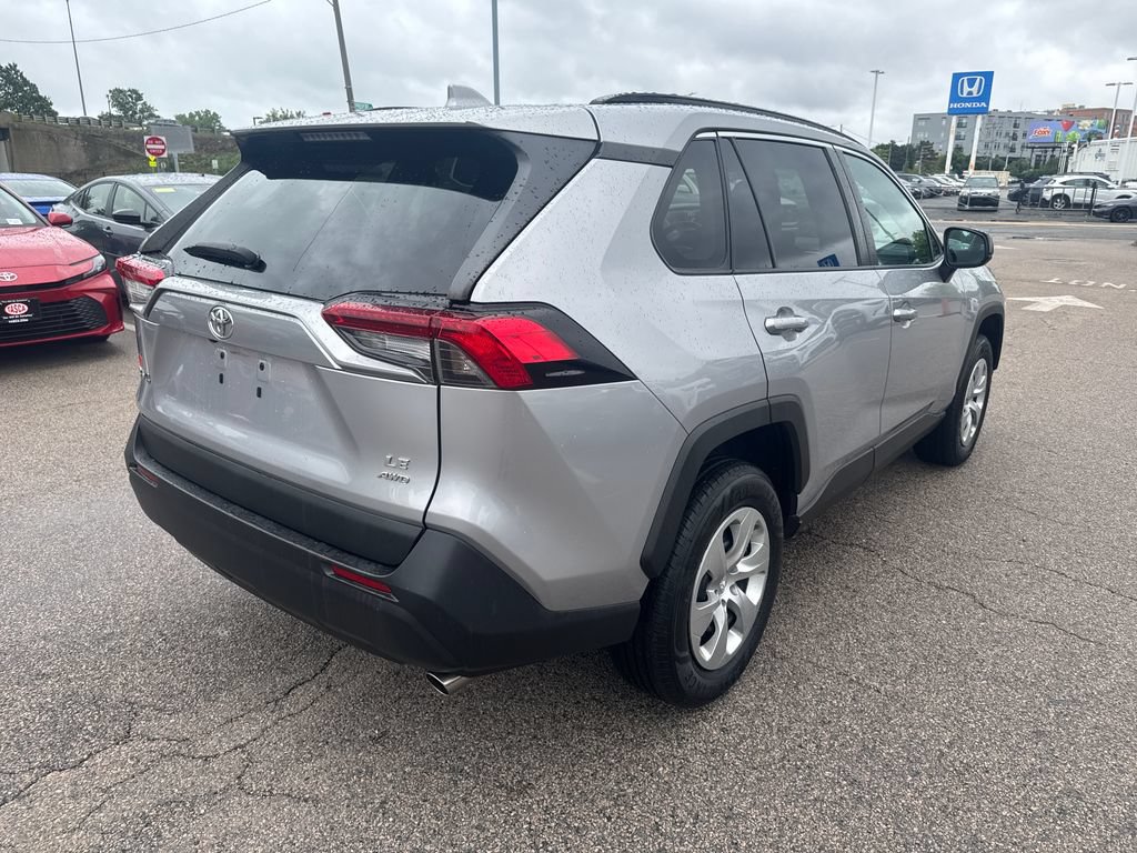 Used 2019 Toyota RAV4 LE w/ All Weather Liner Package AWD/4WD image 8