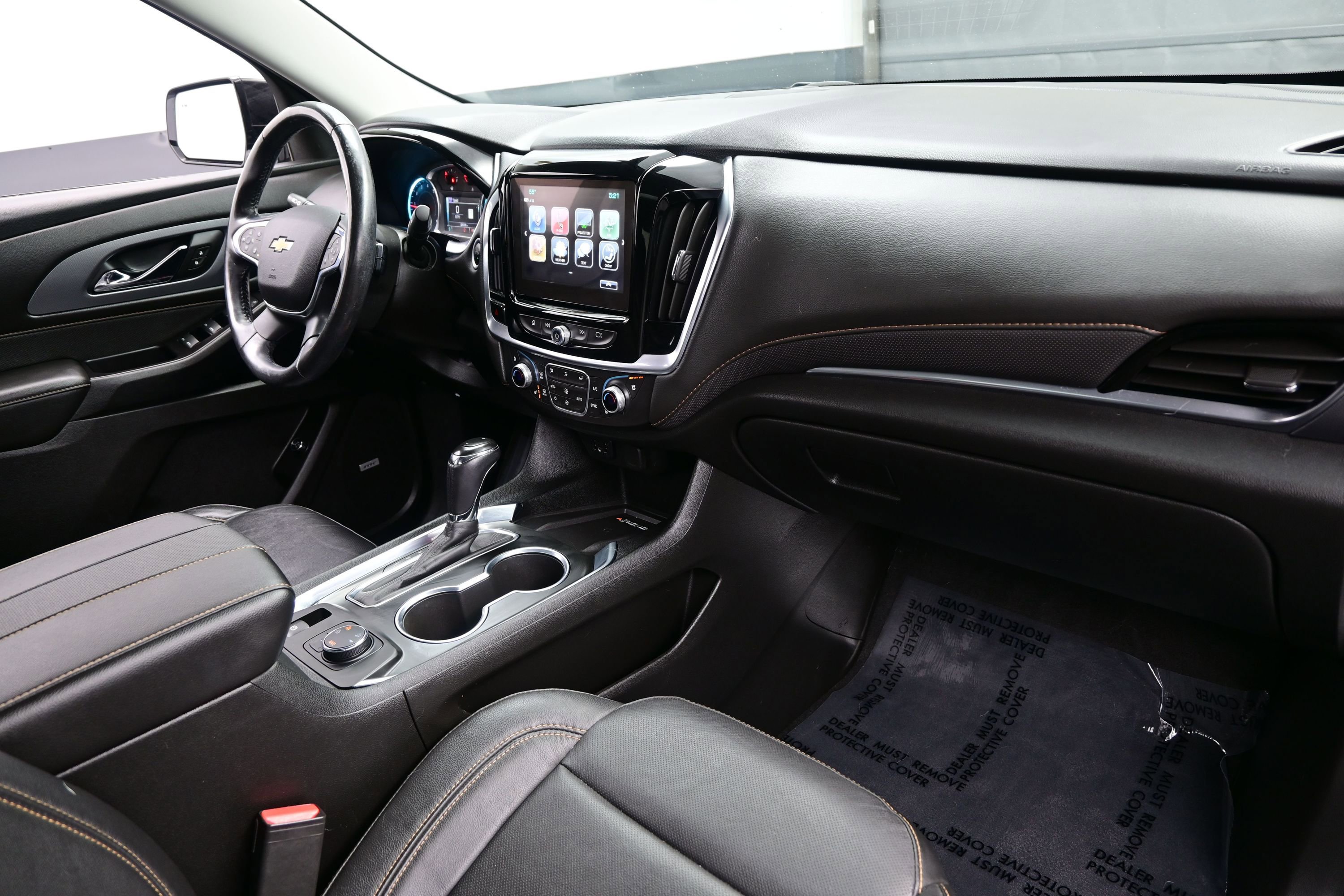 Used 2019 Chevrolet Traverse Premier w/ Redline Edition AWD/4WD image 16