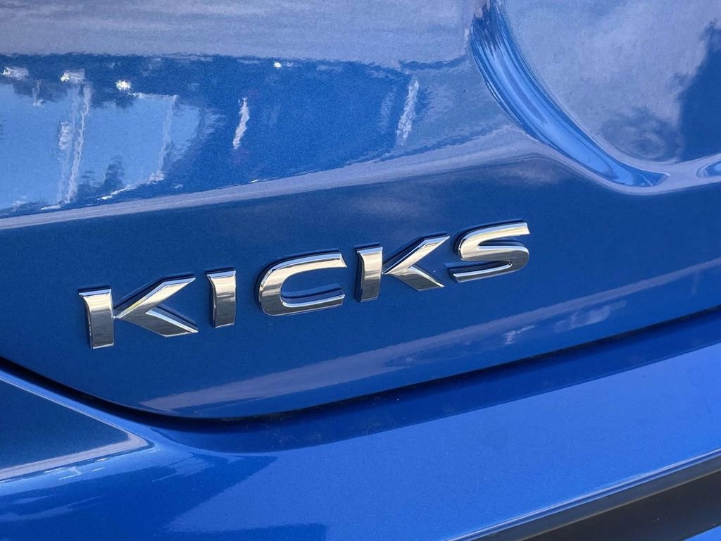 Used 2025 Nissan Kicks Play S image 8