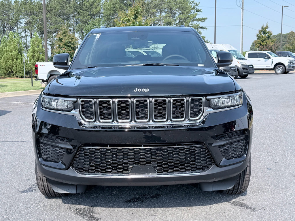 New 2026 Jeep Grand Cherokee Laredo RWD image 3