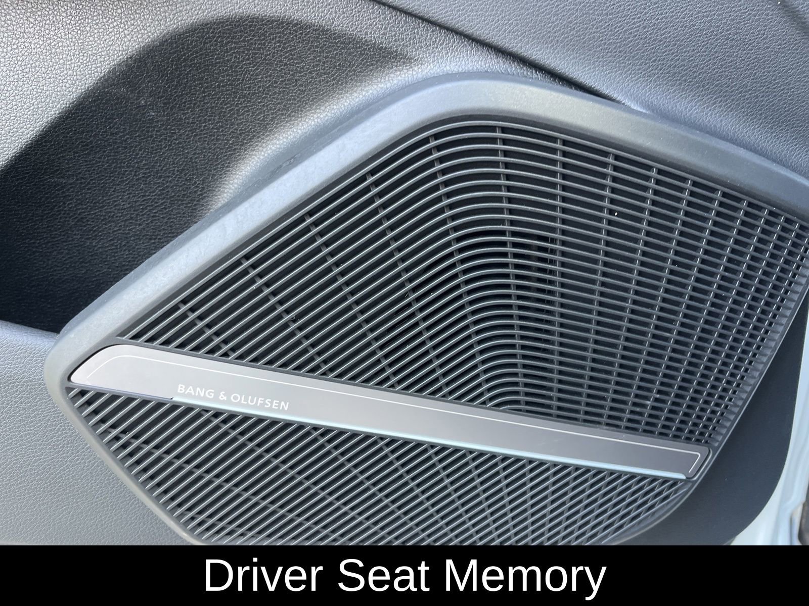 Used 2023 Audi SQ5 Premium Plus image 14