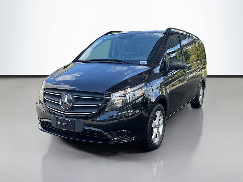 Used 2023 Mercedes-Benz Metris Passenger image 7