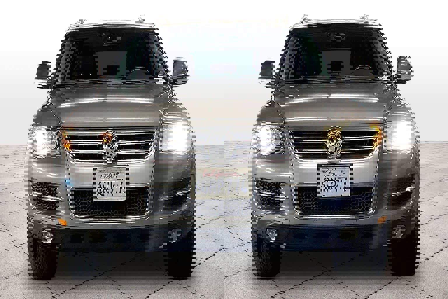 Used 2008 Volkswagen Touareg V8 image 3